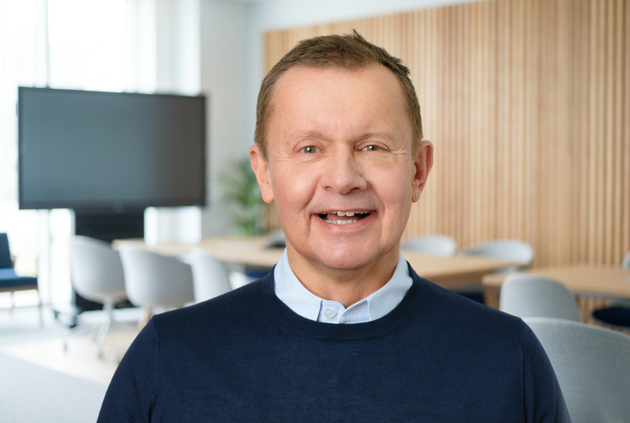 Kommunikationstrainer Uwe Freund erklärt im Korrespondenztraining zeitgemäße Anreden für E-Mails und Briefe